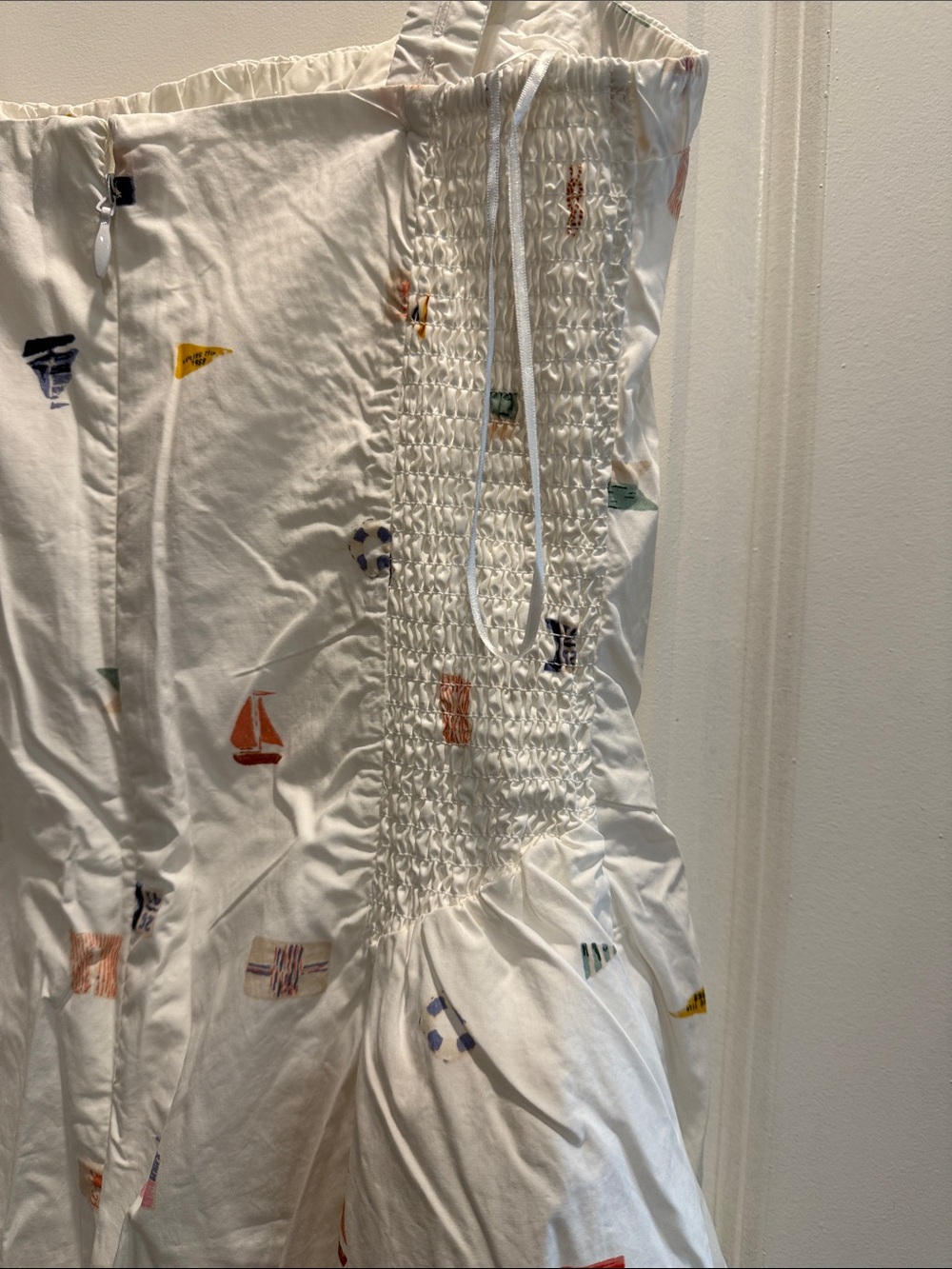 Abercrombie & Fitch White Sundress with Multicolor Nautical Flag Print - Picture 4 of 6